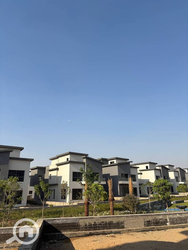 8 photo_2025-07-15_20-26-17. jpg