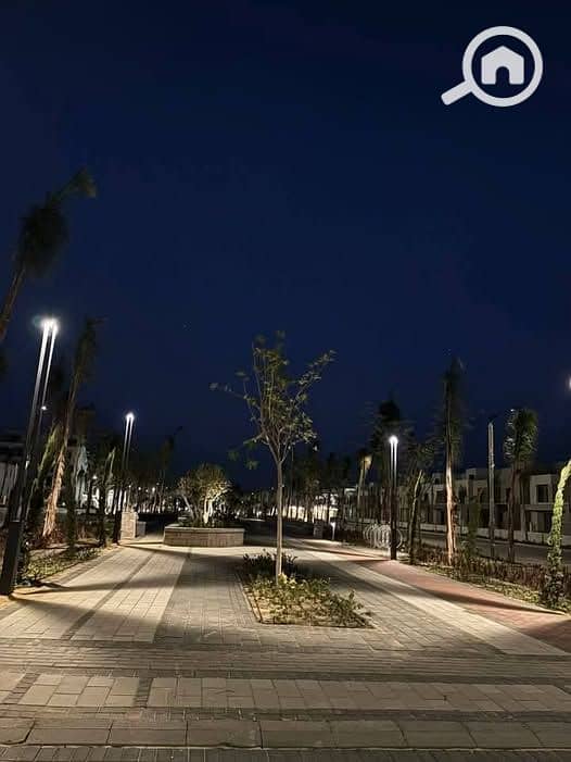 8 500790973_122111152340873850_4856683216512067240_n. jpg