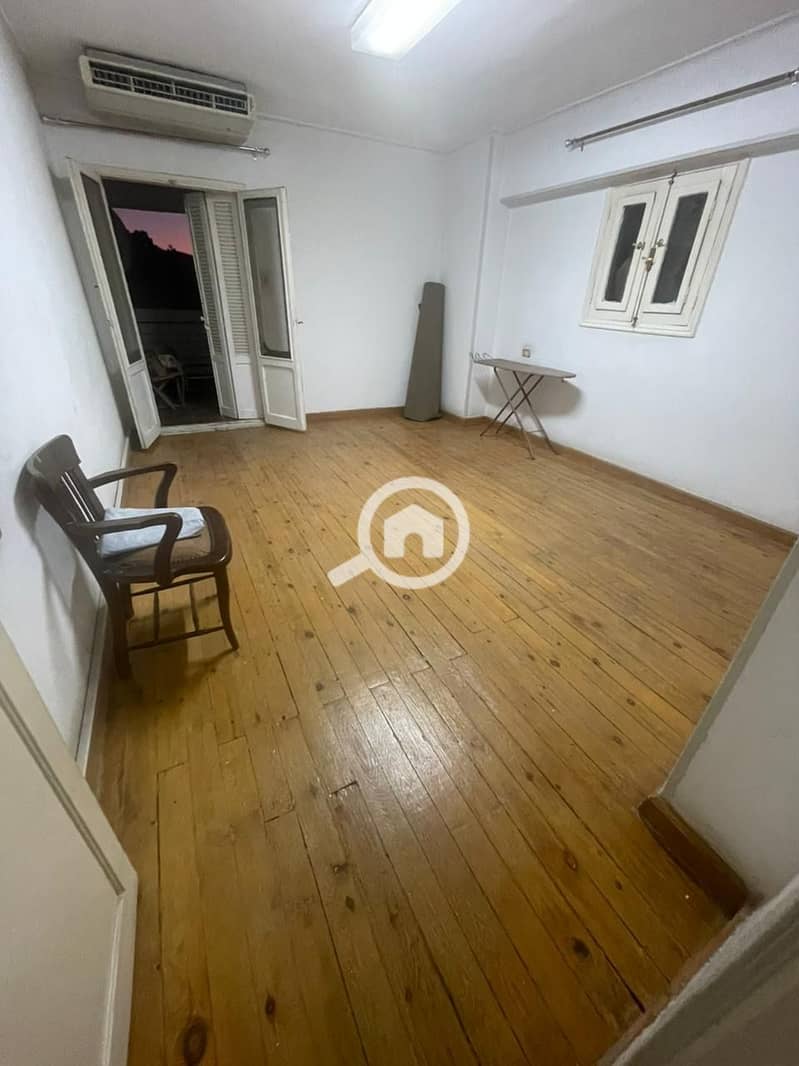 7 f382263b-bc5d-4c9f-bbf5-3f0b0b2aa99e. jpeg