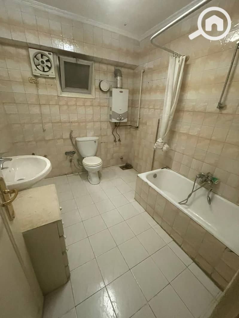 8 5389285D-A681-435A-B4E5-67DBDAE6E64A. jpeg