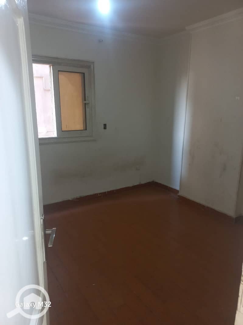 5 ee94c5e9-b08f-4fa7-b070-d41404f4cbad. jpeg