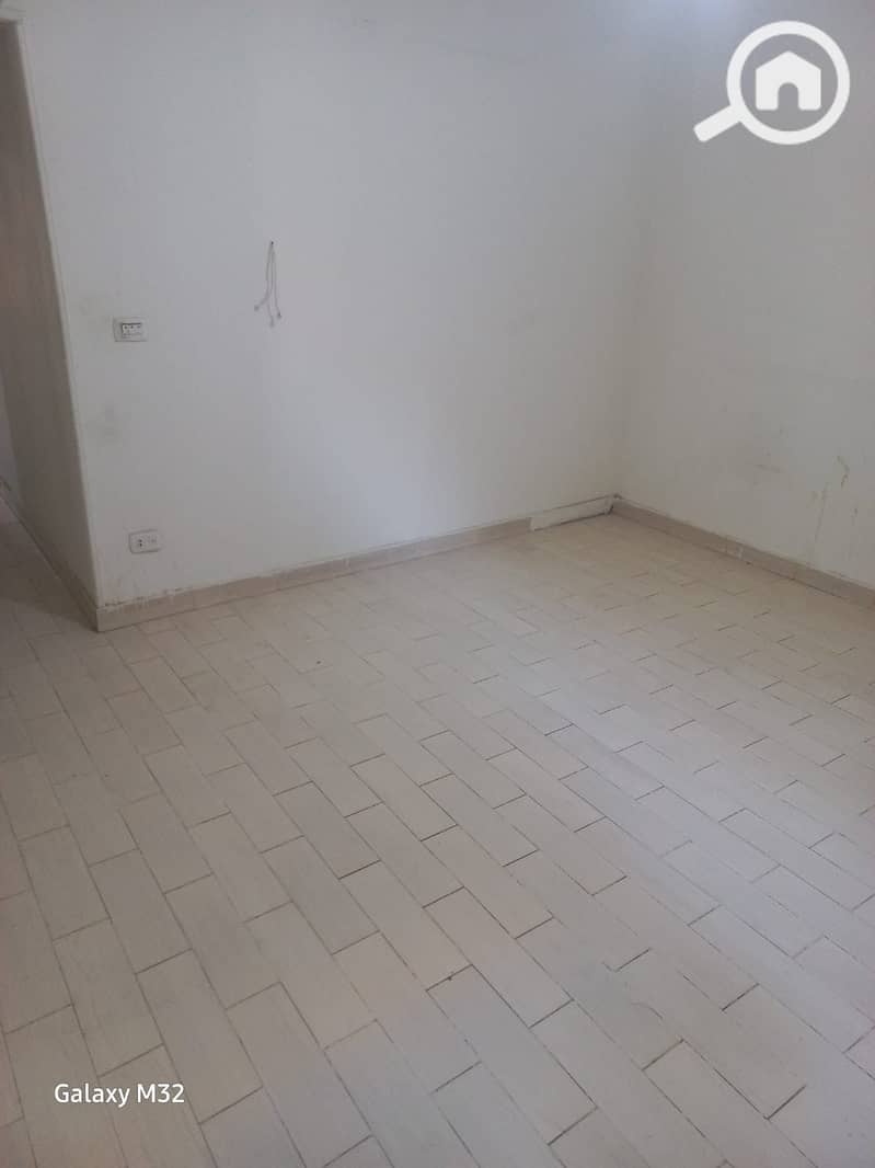 8 8cd15bc8-8d62-4994-915e-3ff82ec6163e. jpeg