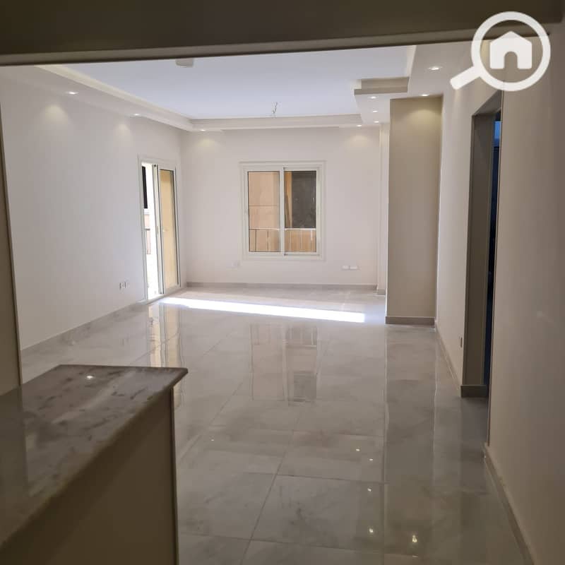 2 67bbb91a-6e8b-4291-b152-2976f459747a. jpg