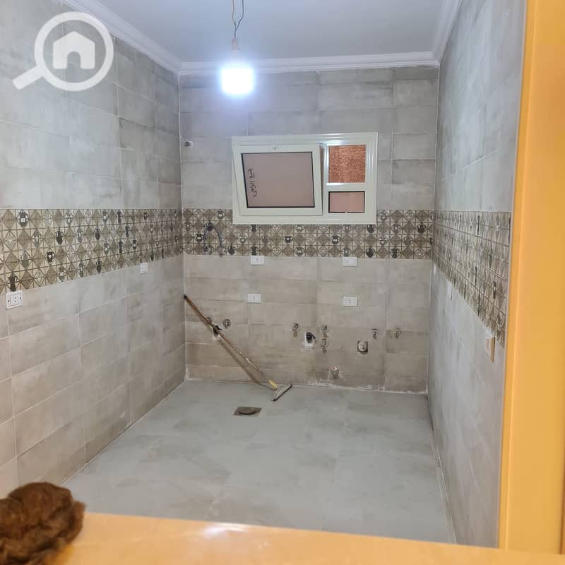 12 0fc891a6-8a0c-48ec-b1e2-f42c2d1aa486. jpg