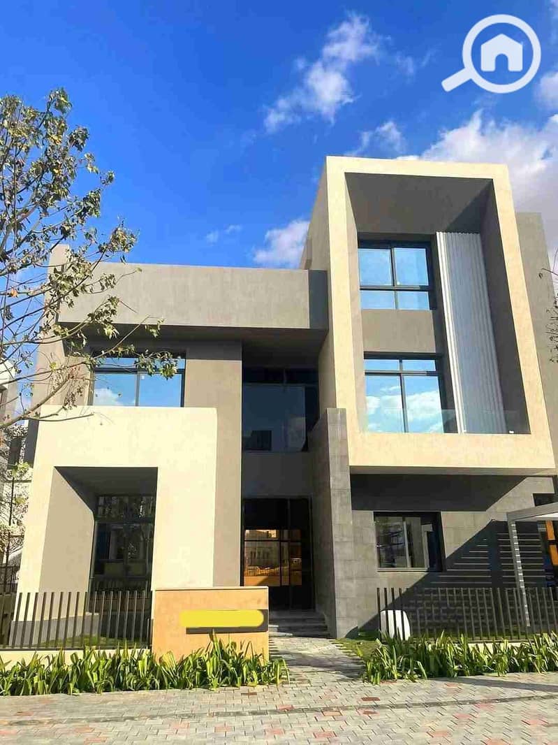 1000616472. jpg 1000616472. jpg