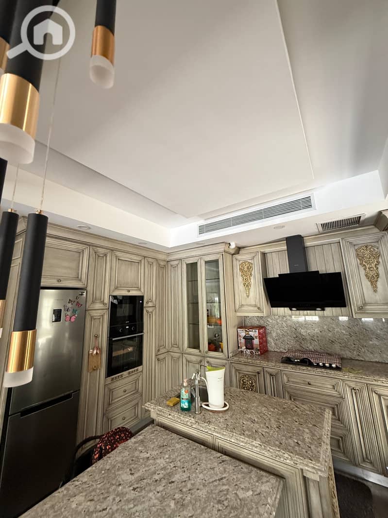 27 WhatsApp Image 2025-12-07 at 06.01. 09_15410043. jpg