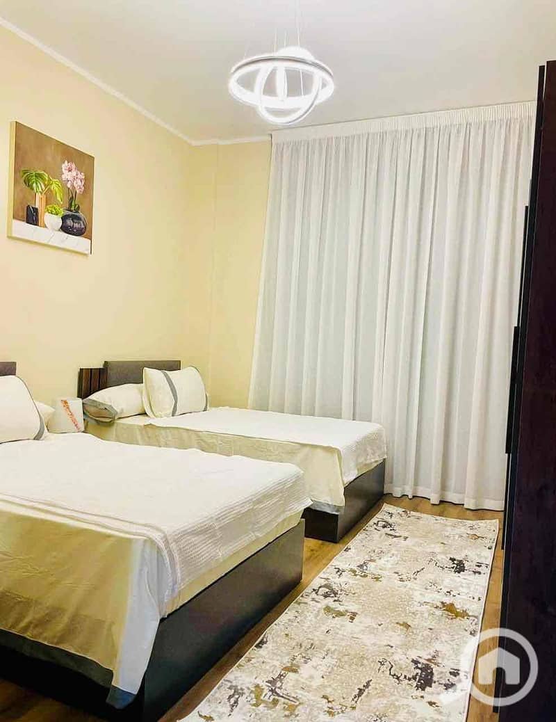 4 33e8072d-71f0-4b22-a6d0-bedf61708cac. jpg