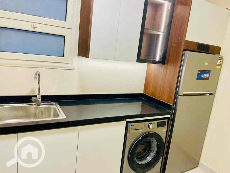 13 68231b9b-5d8a-4fe8-a20f-325deeb88f63. jpg