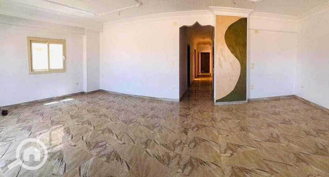 3 e8d6968a-cb4d-4233-b8e6-bfbdebb8d515. jpg