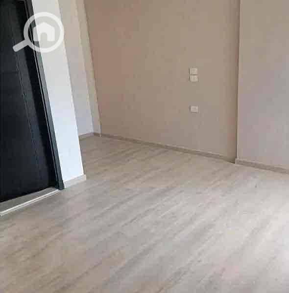 7 2e354d40-409d-43c6-91d2-93e7cc8505cd. jpg