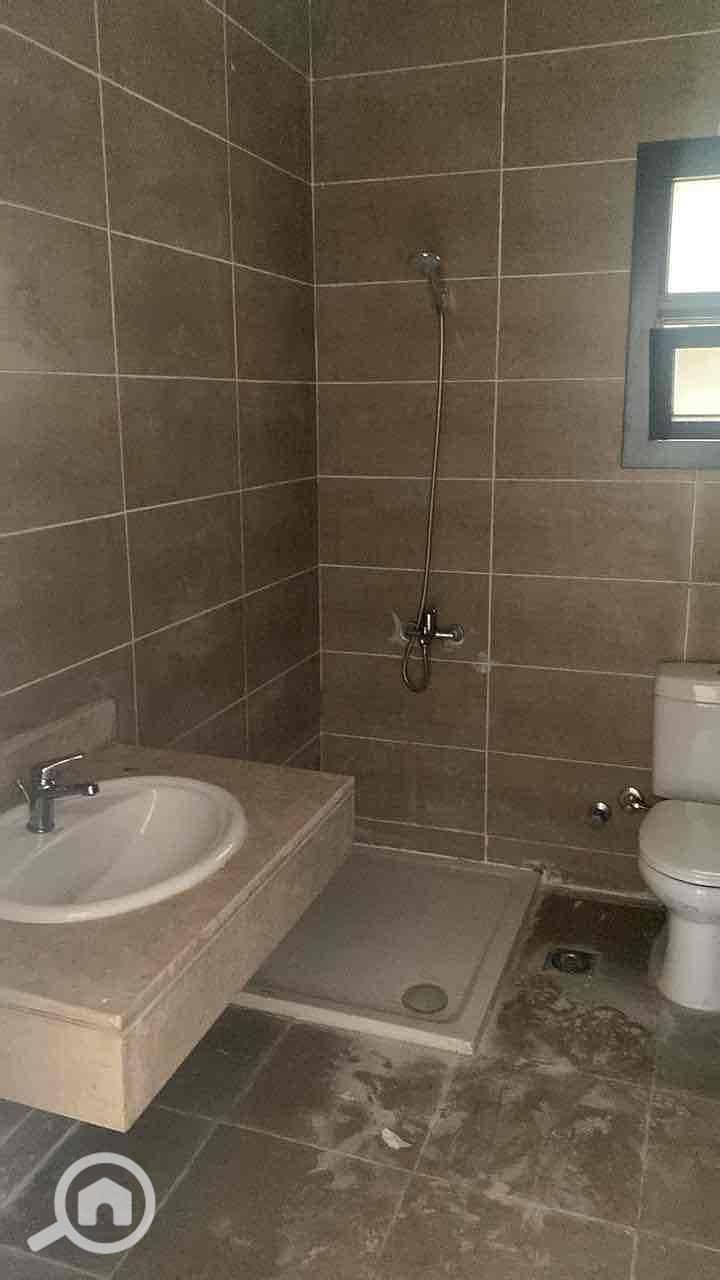 8 8243f131-aef2-4a87-aac5-c09e7a5c7789. jpg