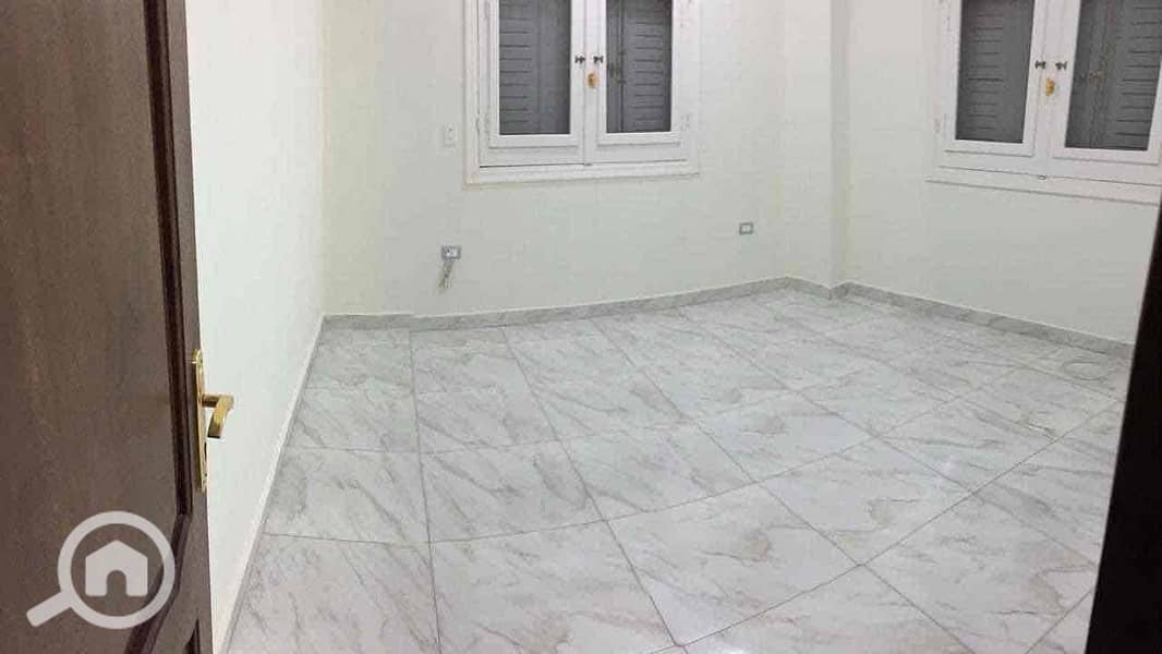 12 7264b4bf-dcc0-4297-b741-e5c3c837a520. jpg