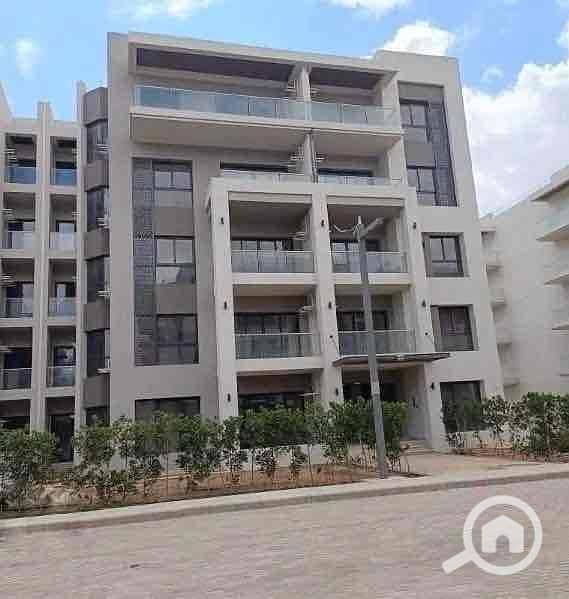 14 dbc5b4db-443f-42e1-8855-dc7716bce950. jpg