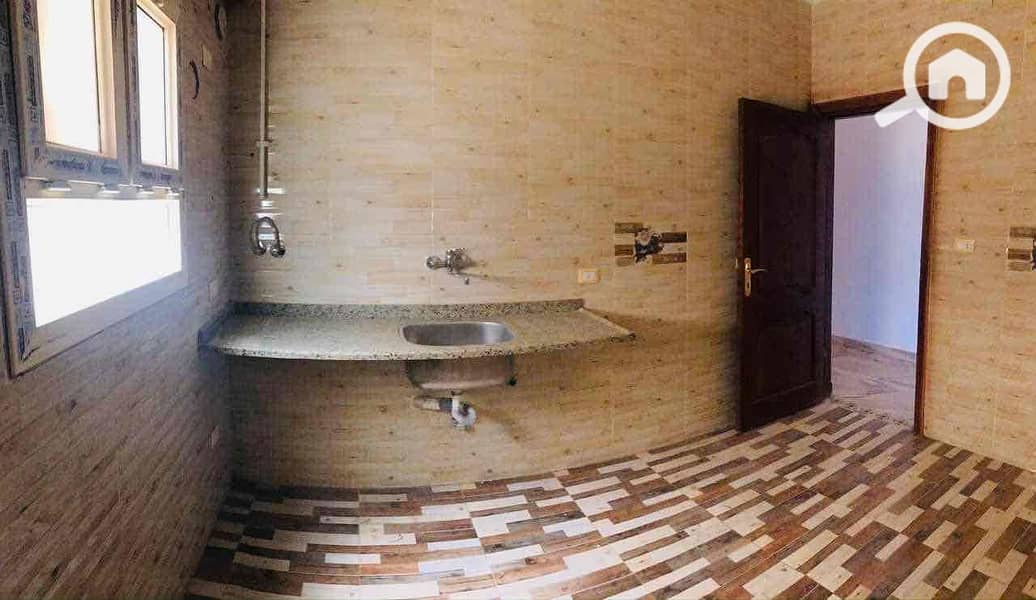 15 4817d083-1c25-4d5b-ac7a-50a033769c53. jpg