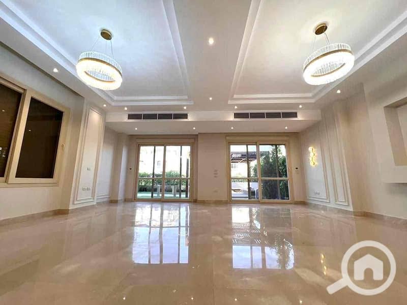 15 7470738a-9461-4bef-bb08-f3efa620564d. jpg