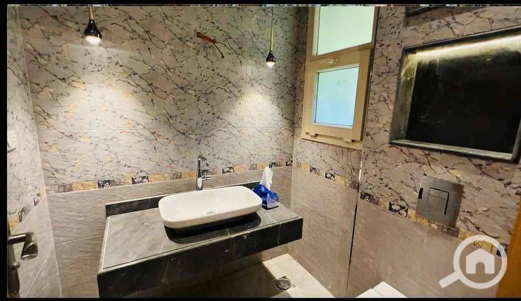 20 04bae76f-f6c4-448e-a6b7-da8a5cbc3cae. jpg