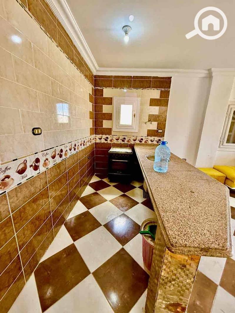 10 a43cd3ce-a008-42f2-983e-ee8c552788d7. jpg