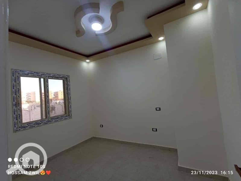 8 c29c9b18-00a8-4841-9c8c-de0c000df1ec. jpg