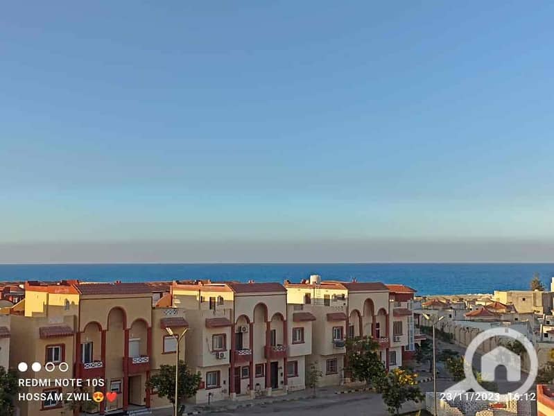 14 9877e542-7f10-4f4b-8519-d17d28855b60. jpg