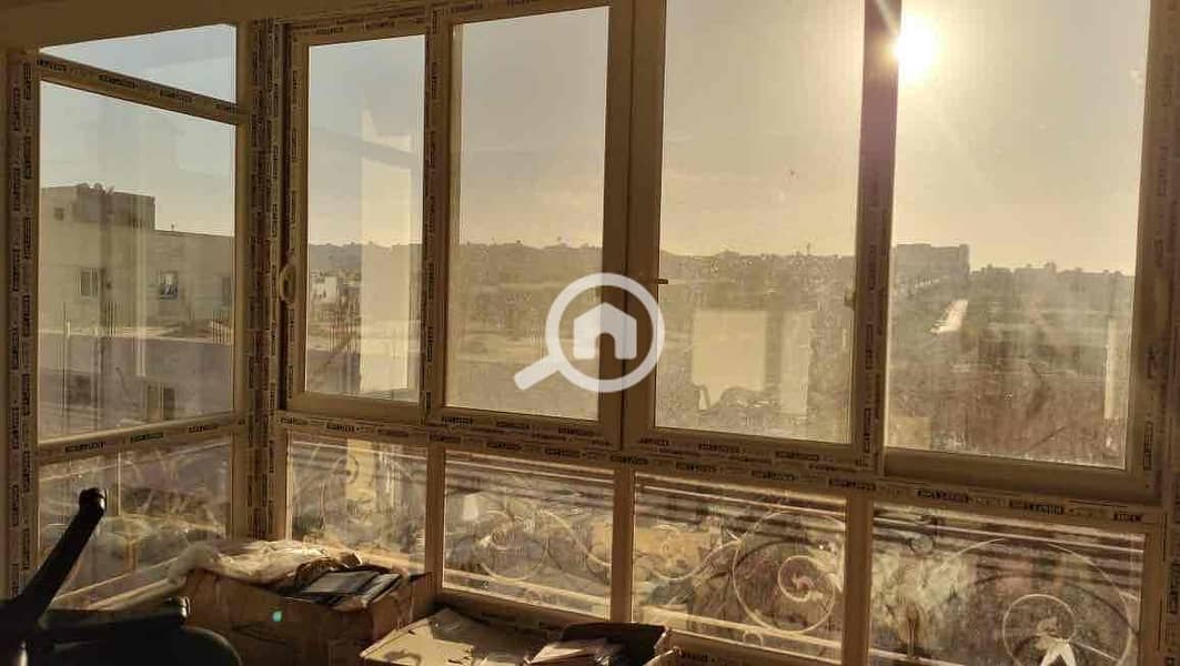 6 8432f5bc-2169-4a7c-a666-c34317a77077. jpg