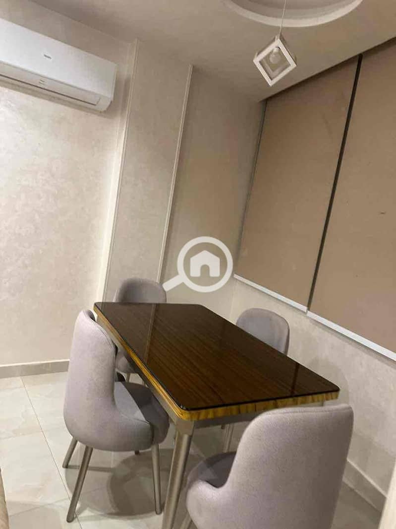 8 0c5572c3-01f4-4af3-9738-ceadfb75f7af. jpg