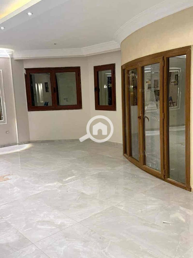 4 5962dd4f-5613-4789-862b-d85c6455c0d3. jpg