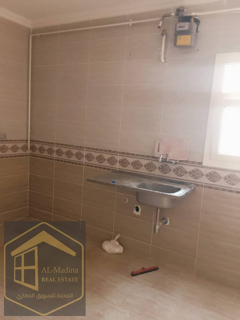 4 WhatsApp Image 2025-12-04 at 15.53. 15. jpeg