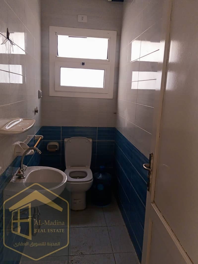 6 WhatsApp Image 2025-12-04 at 15.53. 15 (1). jpeg