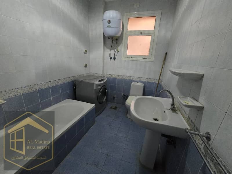 7 WhatsApp Image 2025-12-04 at 16.09. 59 (2). jpeg