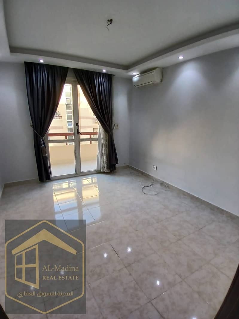 4 WhatsApp Image 2025-12-06 at 15.45. 09 (2). jpeg