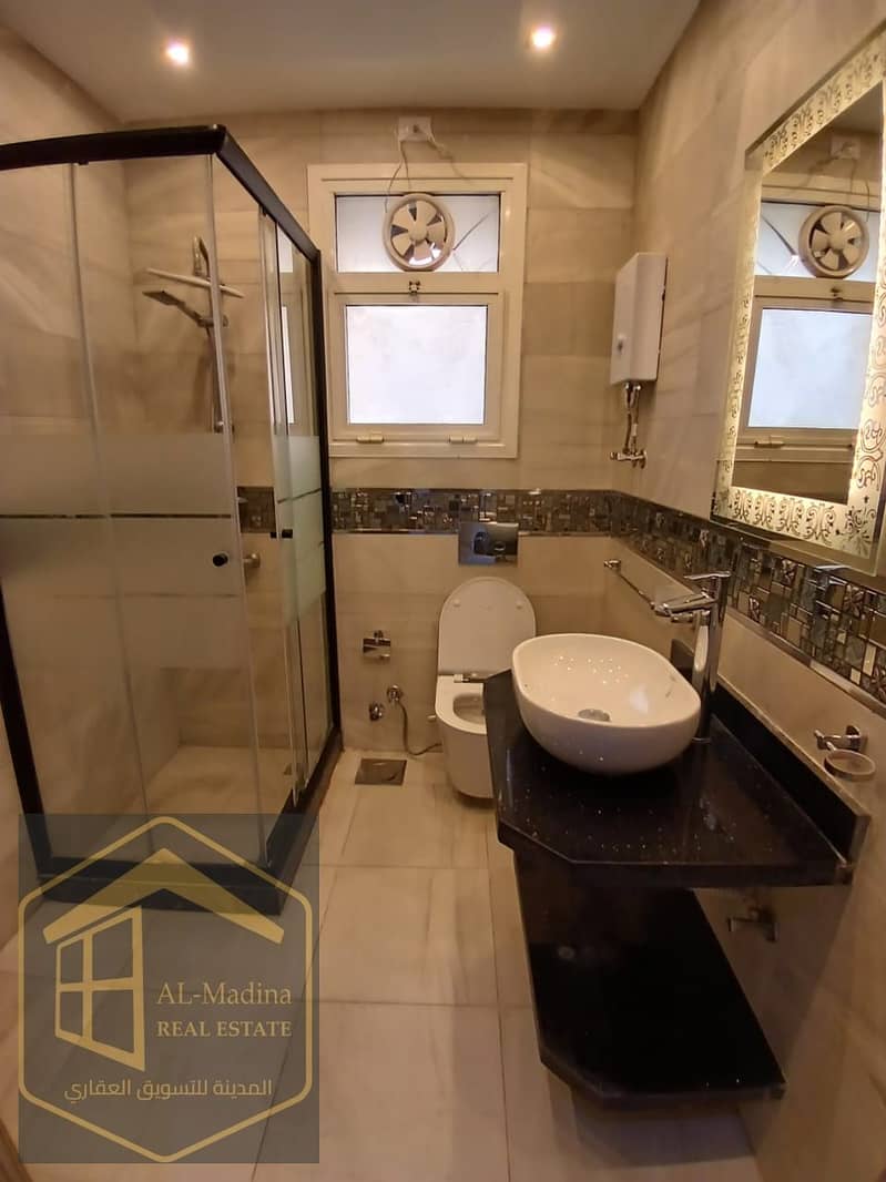 5 WhatsApp Image 2025-12-06 at 15.45. 11 (1). jpeg