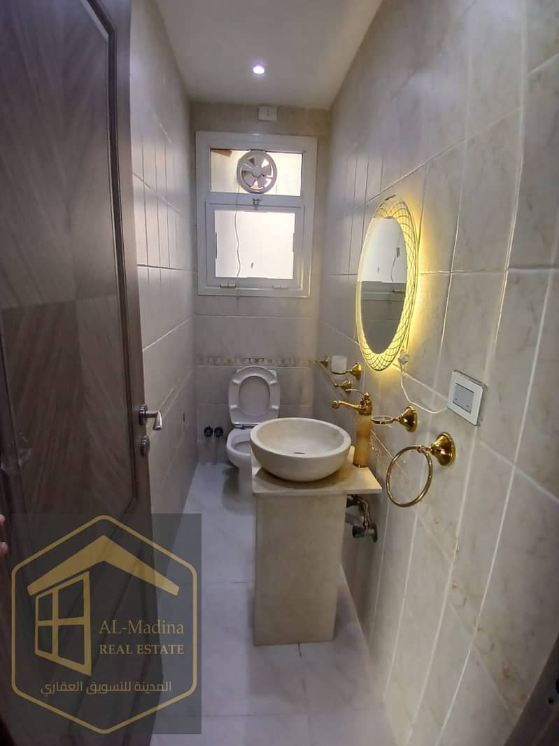 8 WhatsApp Image 2025-12-06 at 15.45. 12. jpeg