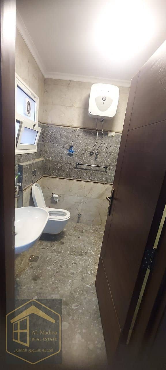 8 WhatsApp Image 2025-12-06 at 16.37. 37. jpeg