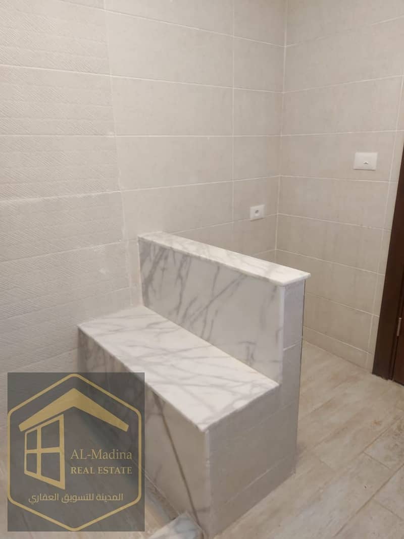 10 WhatsApp Image 2025-12-06 at 18.01. 39 (1). jpeg