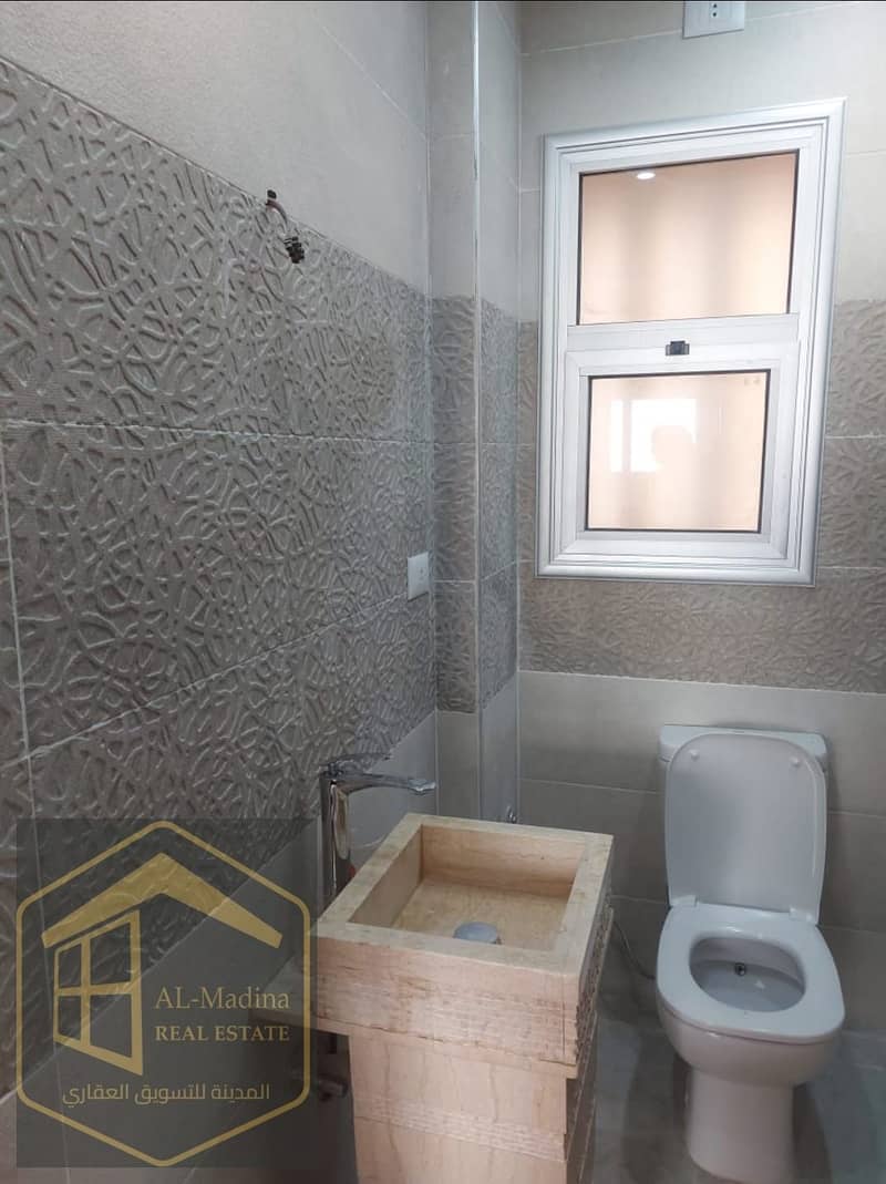 11 WhatsApp Image 2025-12-06 at 18.01. 40 (2). jpeg