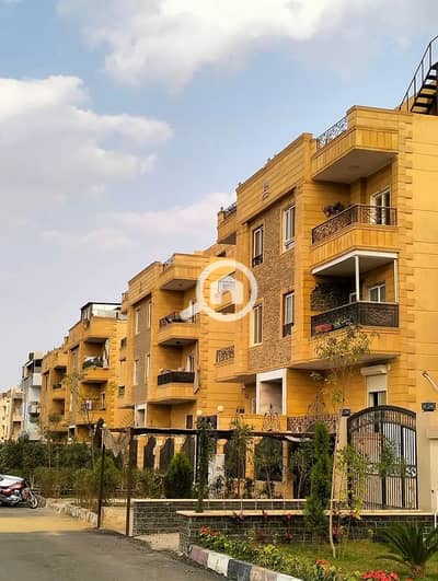 4 Bedroom Flat for Sale in Sheikh Zayed, Giza - b7e129fb-ecac-4876-b96d-de9bbc4c22e8. jpg