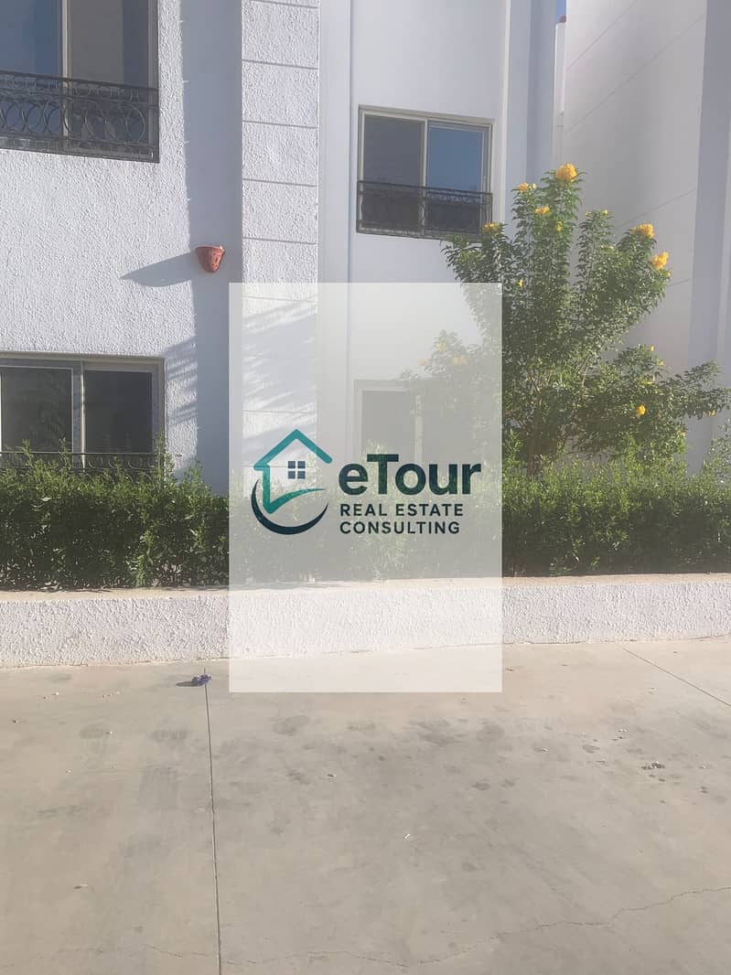 17 7e0a533c-c8b7-44b7-a077-c2fb22fbe136. jpg