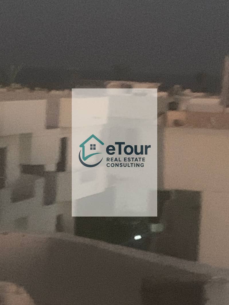 13 72bab415-a0c9-44da-ad24-31d11d249832. jpg