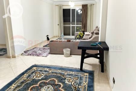 فلیٹ 3 غرف نوم للبيع في سموحة، الإسكندرية - 1. jpg