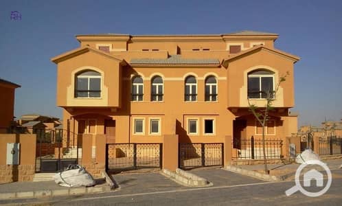 توين هاوس 4 غرف نوم للبيع في القاهرة الجديدة، القاهرة - 482328691_1066087508870896_8106708836628213177_n. jpg