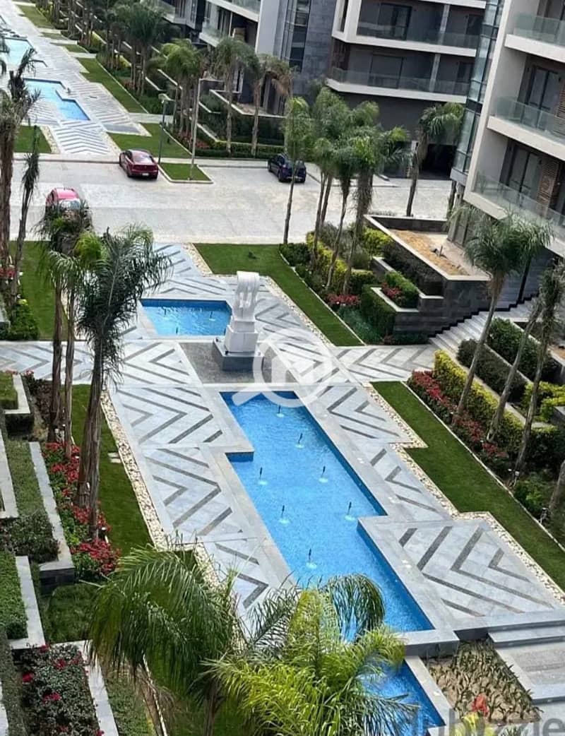 4 508152431_693185793695578_8605565299413983210_n. jpg