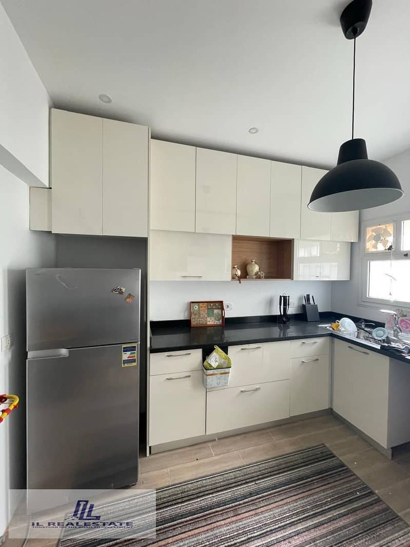 4 WhatsApp Image 2025-11-16 at 14.49. 14_050d9bf4. jpg