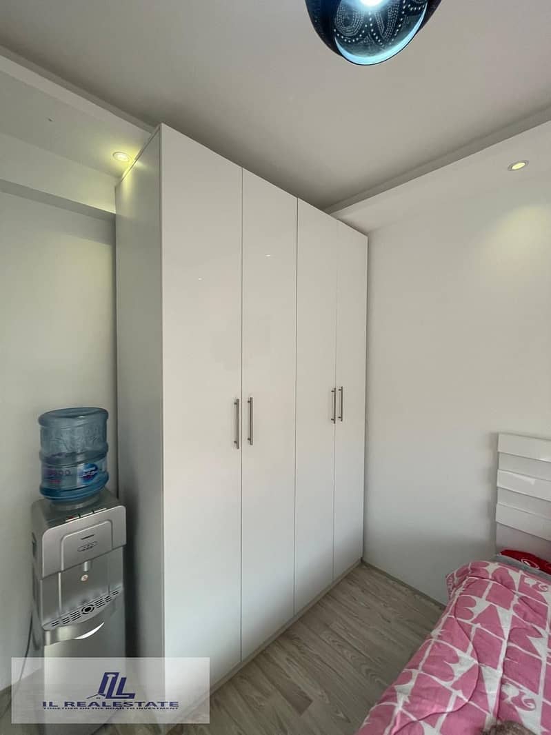 6 WhatsApp Image 2025-11-16 at 14.49. 15_52298937. jpg