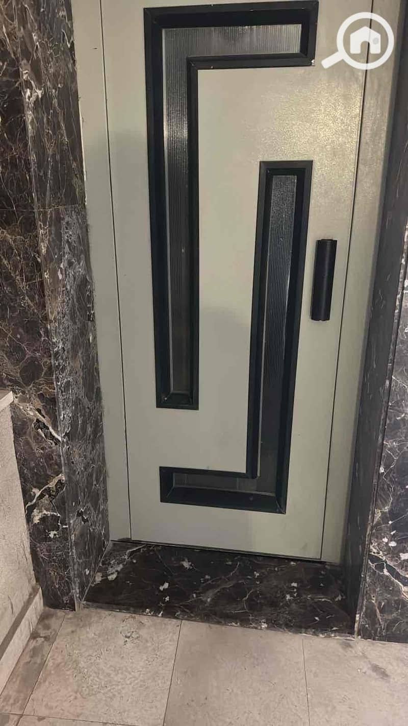 7 86244c5e-9050-4bdd-8c27-4c39e529cdb3. jpg