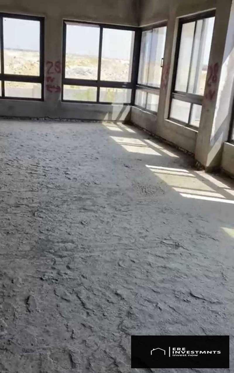 7 kmxMuD9P9wKhYgXymg0Pjb3nm4yfpHcHYA1xbGKl. jpg