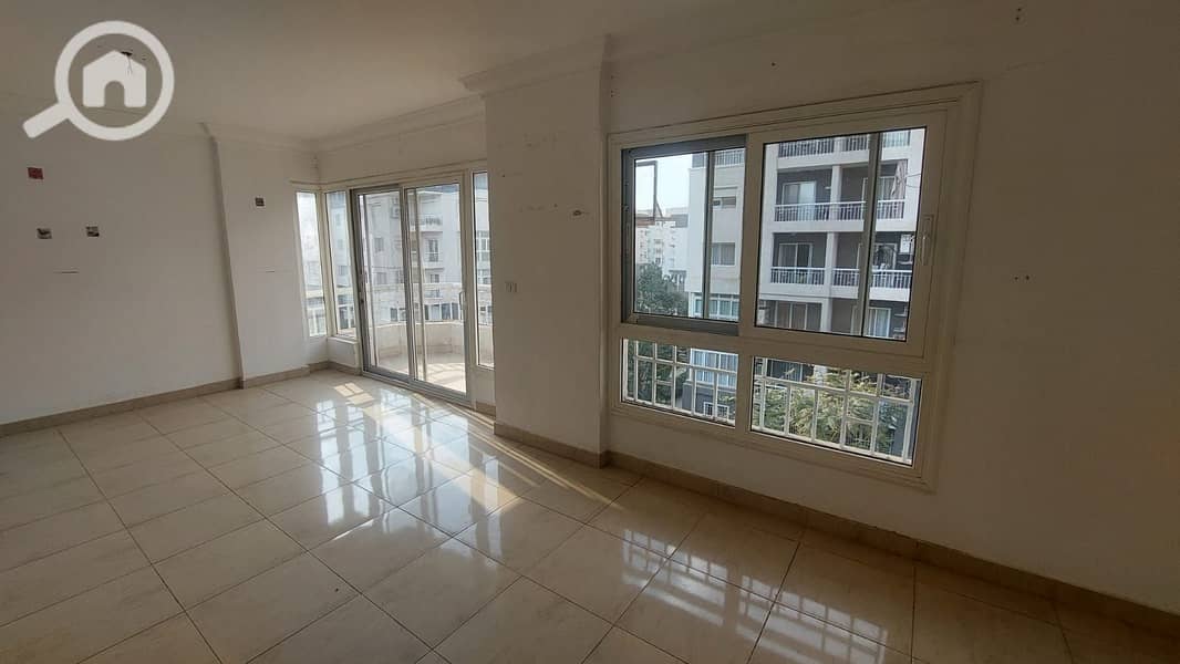 3 WhatsApp Image 2025-10-18 at 18.01. 38 (1). jpeg