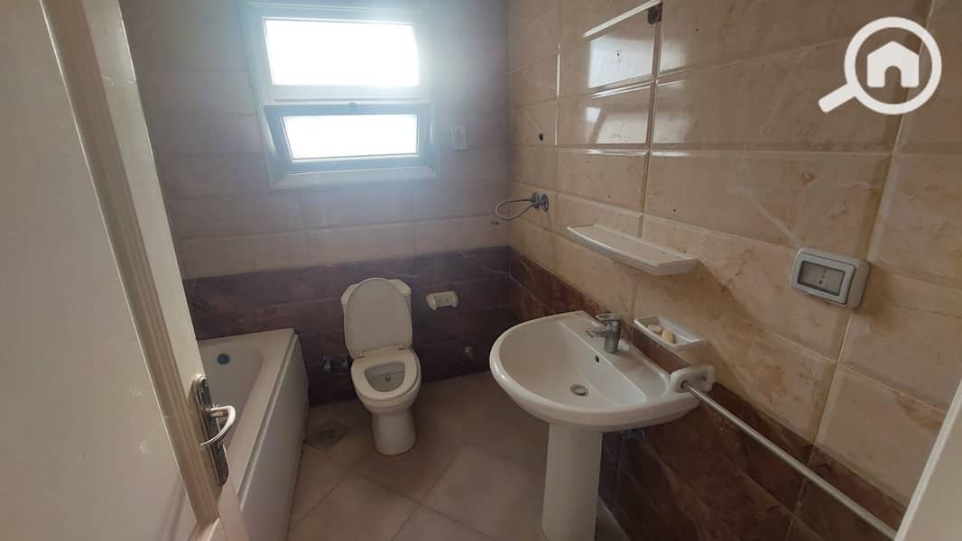 8 WhatsApp Image 2025-10-18 at 18.01. 35. jpeg