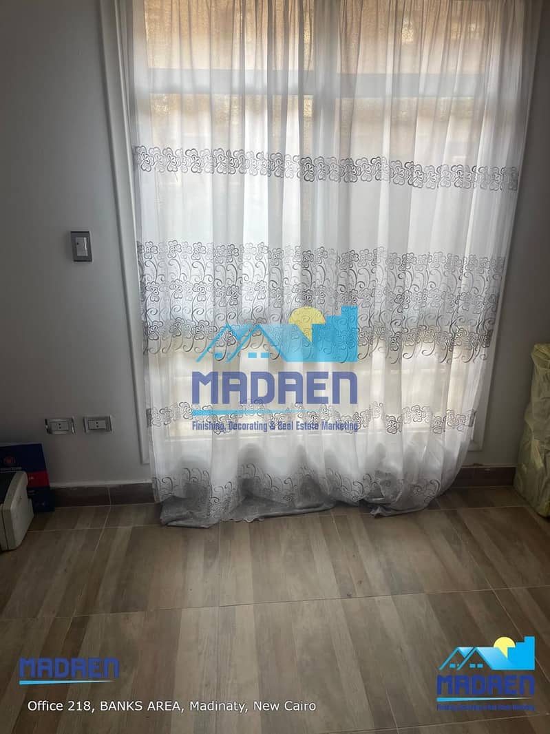 14 ff5d39e3-156b-463e-bd96-fb33f5606ba6. jpeg