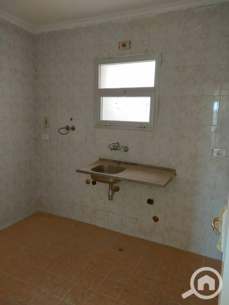 5 49da1938-a86b-4166-bff2-da5c7aa19321. jpg