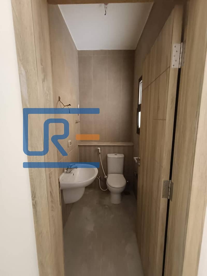 3 WhatsApp Image 2025-11-19 at 2.14. 15 PM (3). jpeg